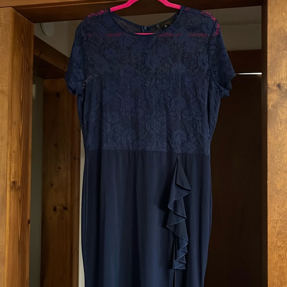 XL Navy Blue Formal Gown by Viwenni